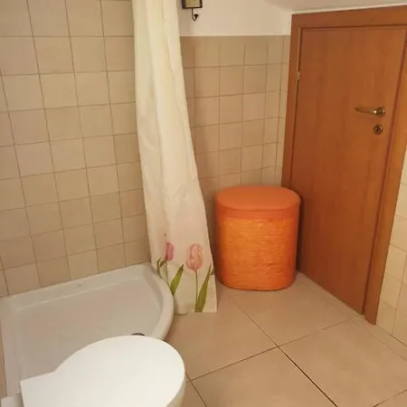 Moderno Con Vista Su Apartamento